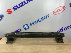 Усилитель бампера передний Volkswagen Touareg 2008