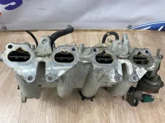 Коллектор впускной Nissan PRIMERA P11 QG18DE 2000