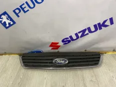 Решетка радиатора FORD KUGA G6DG 2010г