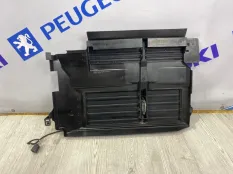 Жалюзи радиатора FORD FOCUS 3 2013г