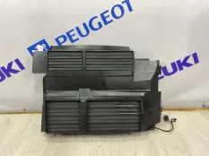 Жалюзи радиатора FORD FOCUS 3 2013г