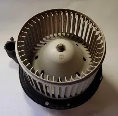 Мотор отопителя заднего Ford Explorer 3 1L2 101957