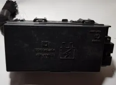Блок предохранителей Ford Explorer 4 6L2T 1 101963