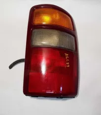Фонарь задний правый Chevrole Tahoe 1999-20 101331