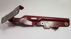 Петля капота правая Ford Explorer 3-4 6L24  102573