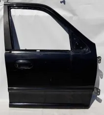 Дверь передняя правая Ford Expedition F75Z  100992