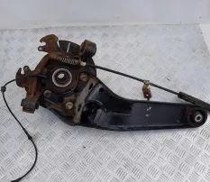 Кулак  задний левый Ford Explorer 106057