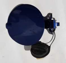 Лючок бензобака Ford Mustang 2004-2014 AR3Z 104333