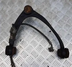 Рычаг подвески передний левый верхний Chevr 105130