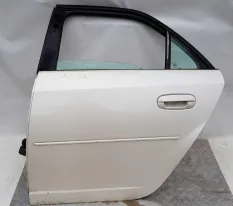 Дверь задняя левая Cadillac CTS 2002-2007 	 104739