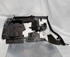 Обшивка багажника правая Ford Explorer 5 BB 106821