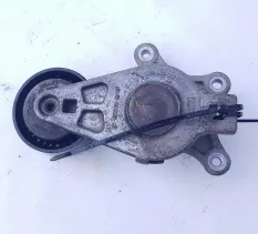 Натяжитель приводного ремня с роликом Ford  106397