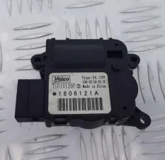 Моторчик заслонки отопителя Ford Explorer 5 106893