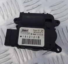 Моторчик заслонки отопителя Ford Explorer 5 106895