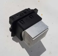 Резистор отопителя Valeo VLCL-29PWM11N  t10 106650
