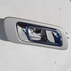 Ручка двери внутренняя задняя правая Ford E 106667