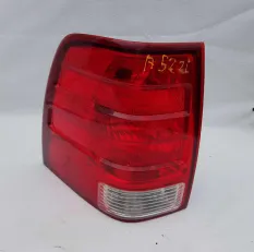 Фонарь задний левый Ford Expedition 2003-20 108426