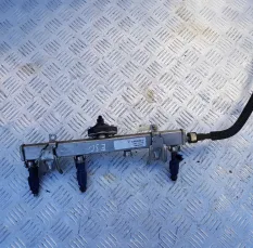 Топливная рампа Ford Escape 2000-2007 (2.3L 109701