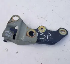 Петля капота левая Ford Escape 2000-2007 YL 109509