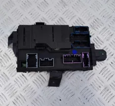 Блок предохранителей Ford Expedition 2007-2 107946