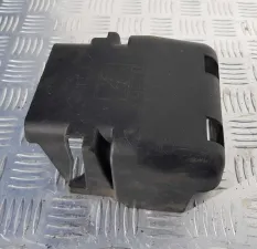 Крышка блока предохранителей Chevrolet Taho 110150