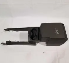 Центральная консоль Jeep Commander 2005-201 112147