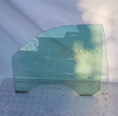 Стекло двери передней левой Cadillac Escala 111633