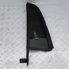 Стекло/Форточка двери задней левой с уплотн 111799