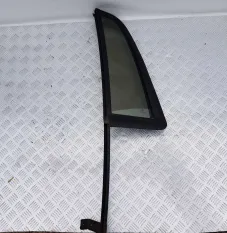 Стекло/Форточка двери задней левой с уплотн 111805