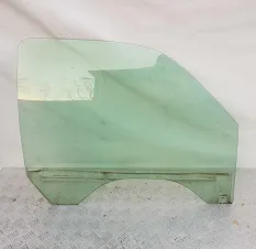 Стекло двери передней правой Chevrolet Taho 111673