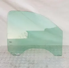 Стекло двери передней правой Chevrolet Taho 111681