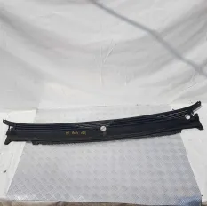 Водосточная панель/Жабо под лобовое стекло  114180