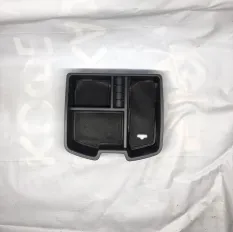 Вставка в подлокотник Chevrolet Tahoe 900 2 114290