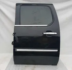 Дверь задняя левая Cadillac Escalade ESV 20 111467