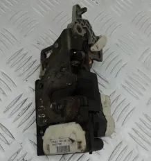 Замок двери задней правой Chevrolet Tahoe 1 114621