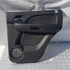 Обшивка двери задней правой Chevrolet Tahoe 114395