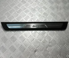 Накладка порога правая (внутренняя)  Jeep G 115370