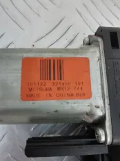 Моторчик стеклоподъемника передний правый G 115082
