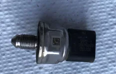 Датчик давления Cadillac Esca 121234