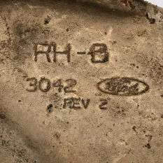 Рычаг нижний передний  123104