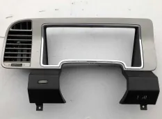 Рамка приборной панели Lincoln Navigator 2007-2014 7L74 78044D70 AT/AS/AR/AP/AN/AM 122952