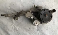 Корпус помпы Cadillac Escalade / 121958