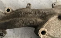 Корпус помпы Cadillac Escalade / 121958