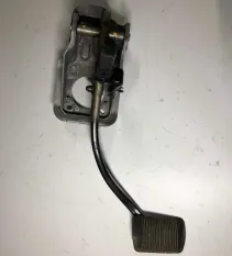 Педаль тормоза Jeep Grand Cher 124104