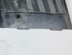 Накладка стойки задней  124123