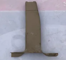 Накладка средней стойк 123695