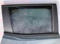 Стекло задней правой дв 124754