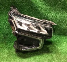 Фара передняя правая Chevrolet Tahoe 2021-н.в. 85547099 ; 84913580 ; 84934280 ; 85004144 ; 85123920 ; 84783470 ; 84832789 ; 84861513 129258