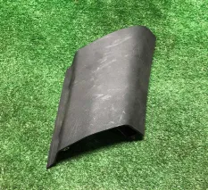 Накладка стойки багажн 130804