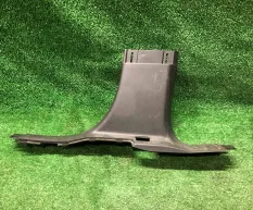 Накладка средней стойк 130014